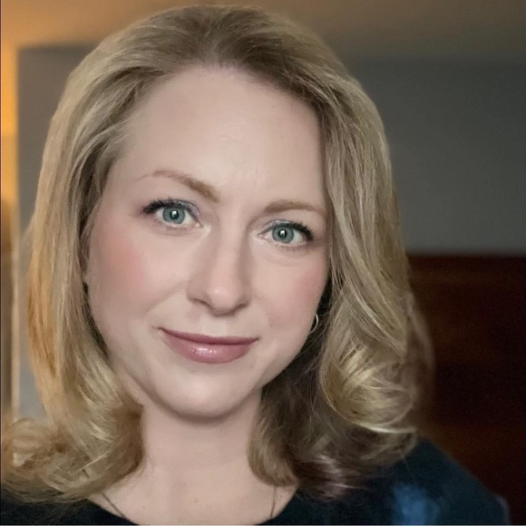 Meet your Posher, Amber - Picture 1 of 1